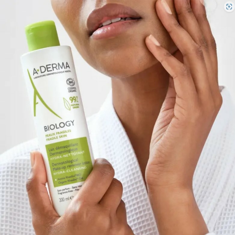 a-derma-biology-lait-demaquillant-dermatologique-hydra-nettoyant-bio-flacon-200-ml-peau-seche-fragile-produit-promo-prix-web-avis-pharmacie-en-ligne-luxembourg-pharmaglobe.lu