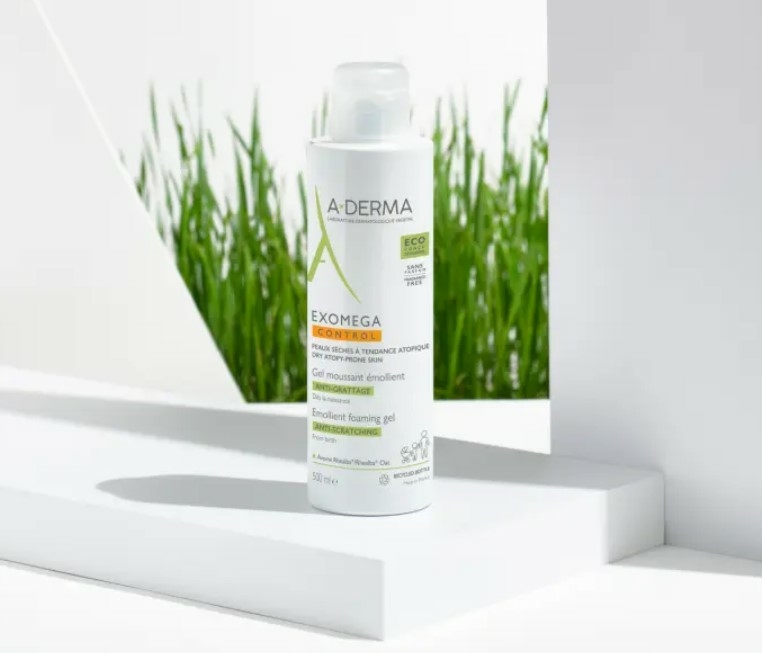 aderma-exomega-control-gel-moussant-emollient-anti-demangeaisons-flacon-500ml-produit-promo-vente-prix-web-avis-pharmacie-en-ligne-luxembourg-pharmaglobe.lu