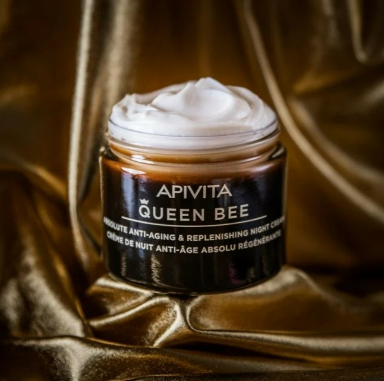 apivita-queen-bee-creme-nuit-anti-age-absolu-regenerante-nourrissante-pot-50-ml-gelee-royale-propolis-produit-description-prix-avis-pharmacie-en-ligne-luxembourg-pharmaglobe.lu