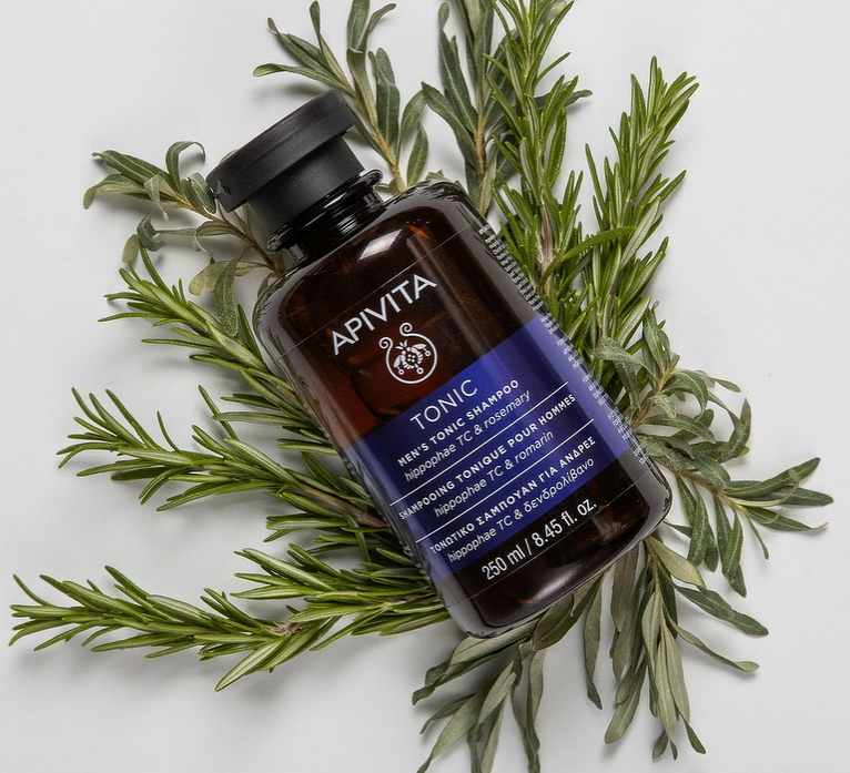 apivita-tonic-shampoing-tonique-hommes-flacon-250-ml-fortifie-cheveux-previent-leur-chute-regule-sebum-produit-promo-vente-prix-web-avis-pharmacie-en-ligne-luxembourg-pharmaglobe.lu