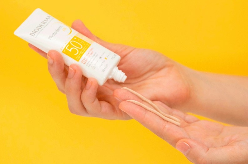 bioderma-photoderm-ar-spf50-plus-tube-30-ml-tres-haute-protection-solaire-anti-rougeurs-produit-description-prix-avis-pharmacie-en-ligne-luxembourg-pharmaglobe.lu