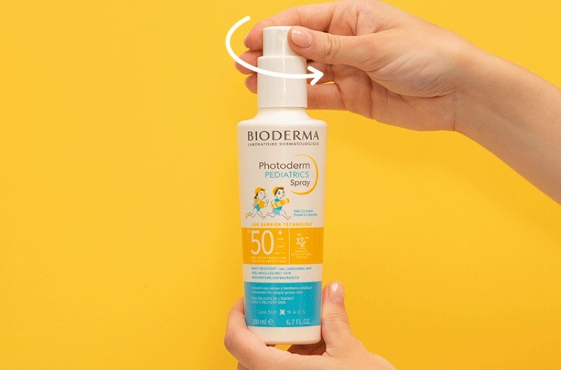 bioderma-photoderm-pediatrics-spray-spf50-plus-flacon-200-ml-tres-haute-protection-enfants-12-mois-produit-promo-prix-avis-pharmacie-en-ligne-luxembourg-pharmaglobe.lu