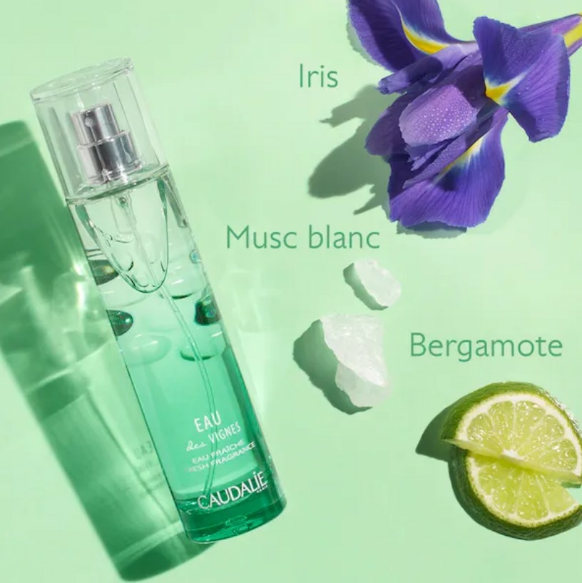 caudalie-eau-fraiche-eau-des-vignes-flacon-50-ml-eau-parfumee-musc-blanc-bergamote-iris-produit-description-pharmacie-en-ligne-luxembourg-pharmaglobe.lu