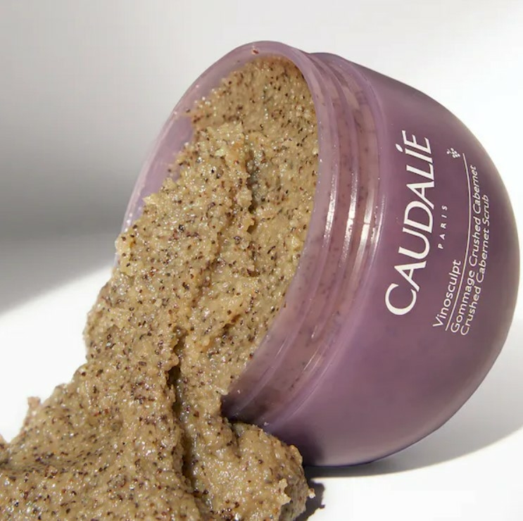 caudalie-vinosculpt-gommage-crushed-cabernet-pot-225-g-description-avis-pharmacie-en-ligne-luxembourg-pharmaglobe.lu
