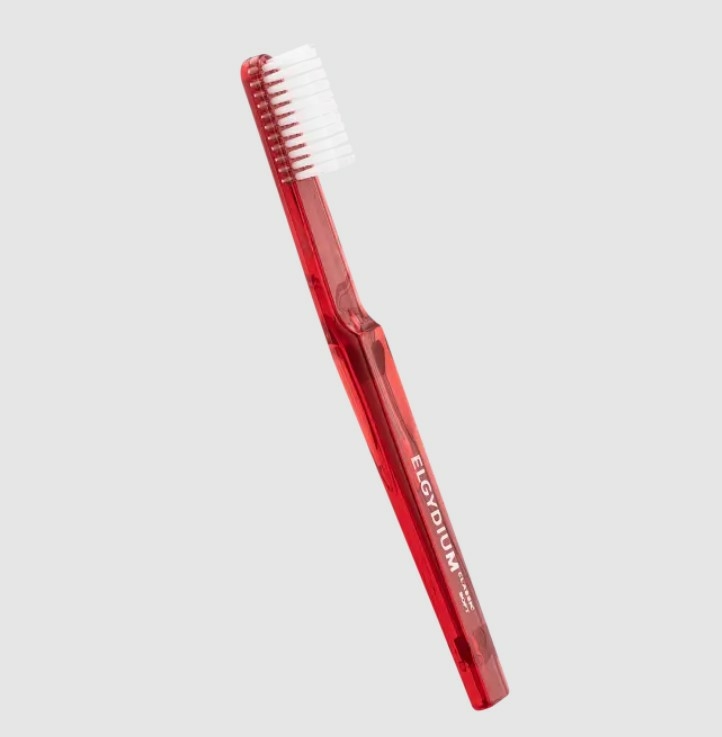 elgydium-brosse-a-dents-classic-standard-pierre-fabre-oral-care-pharmacie-en-ligne-luxembourg-pharmaglobe.lu