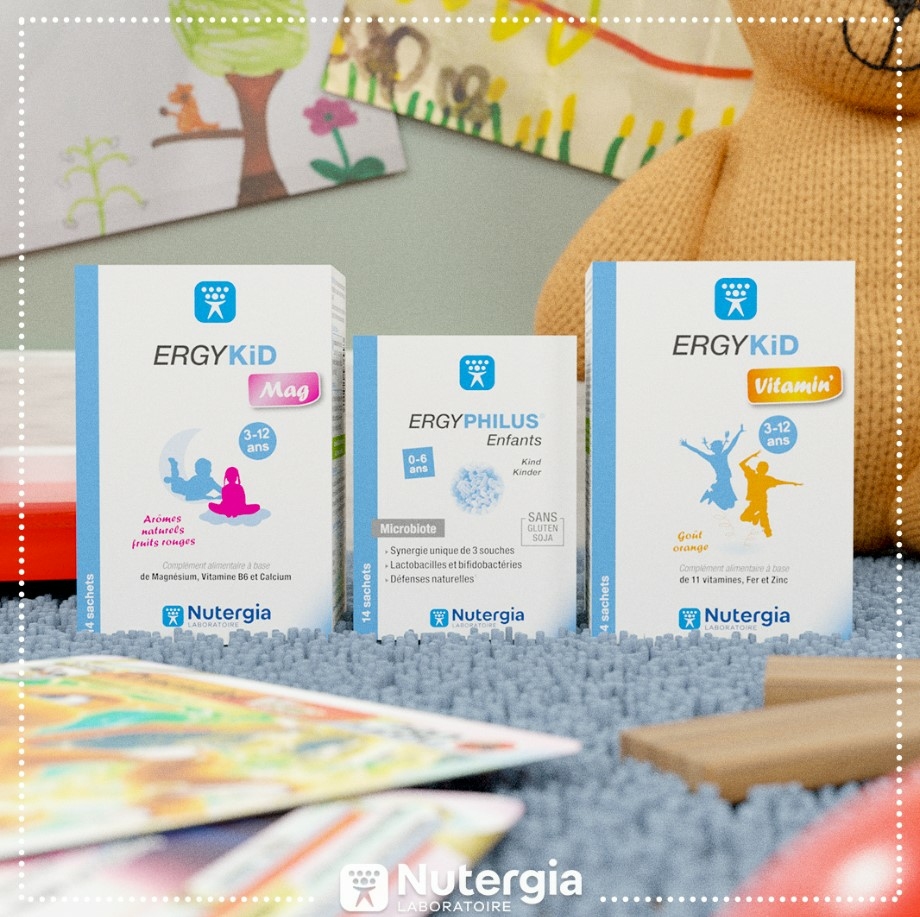 ergykid-mag-enfants-14-sachets-gout-fruits-rouges-magnesium-croissance-developpement-osseux-produit-description-prix-avis-pharmacie-en-ligne-luxembourg-pharmaglobe.lu