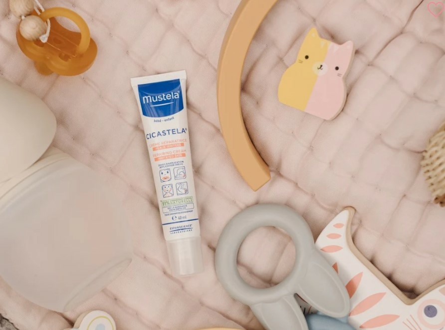 mustela-cicastela-creme-reparatrice-peaux-irritees-petit-bobo-40-ml-mustela-bebe-enfant-description-pharmacie-en-ligne-luxembourg-pharmaglobe.lu