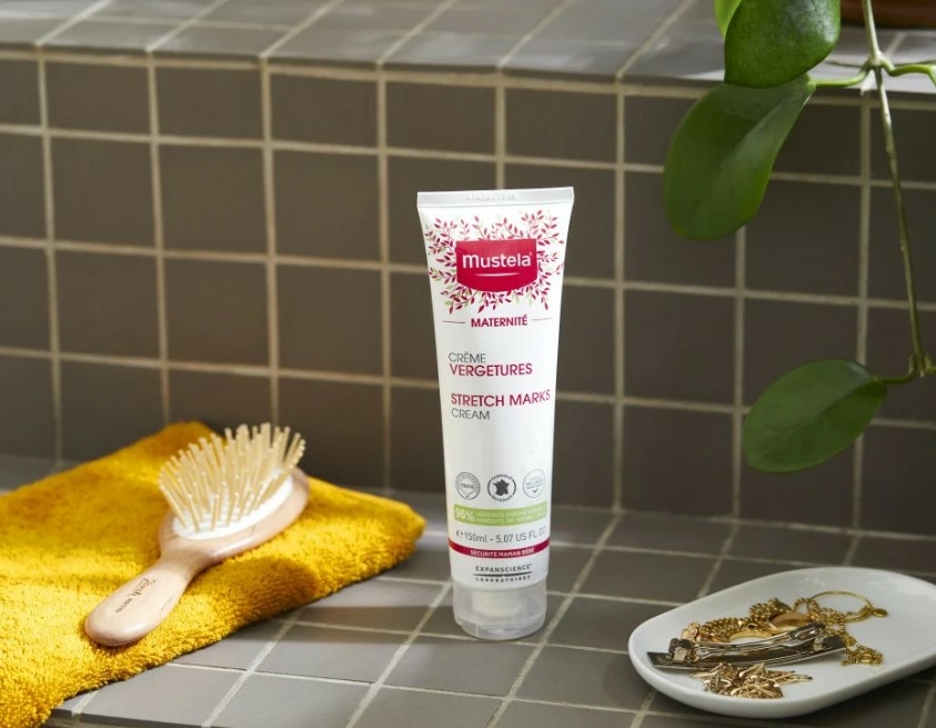 mustela-creme-vergetures-tube-150-ml-pour-prevenir-l-apparition-des-vergetures-mustela-maternite-description-pharmacie-en-ligne-luxembourg-pharmaglobe.lu