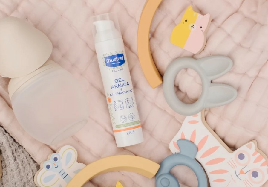 mustela-gel-arnica-et-calendula-bio-100-ml-mustela-bebe-enfant-description-pharmacie-en-ligne-luxembourg-pharmaglobe.lu