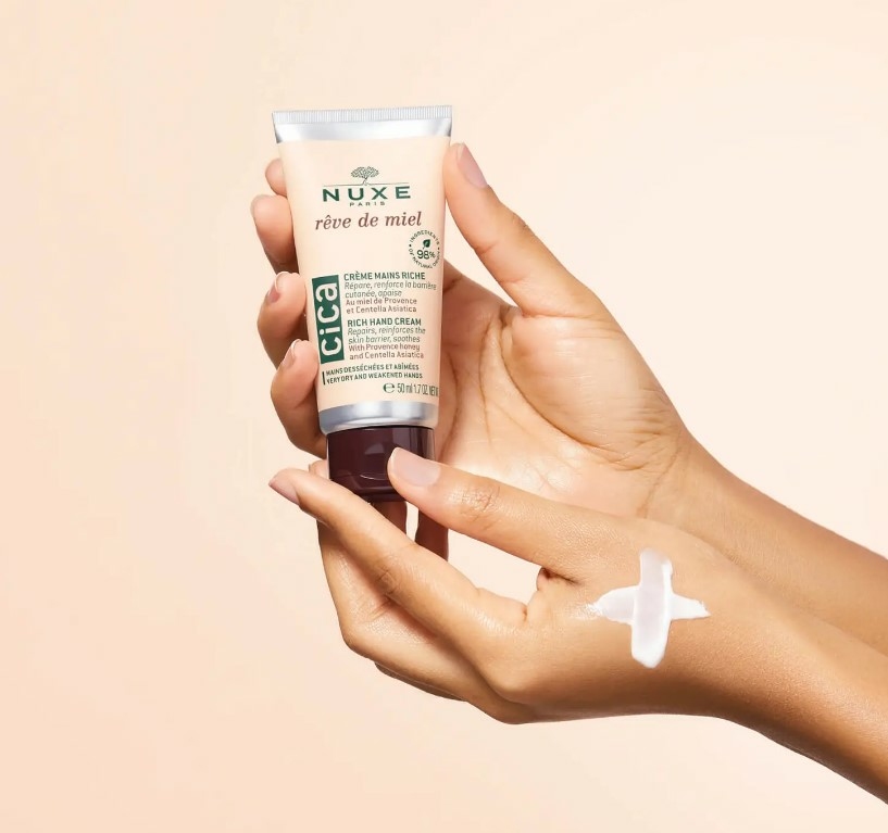 nuxe-cica-creme-mains-gamme-reve-de-miel-soin-des-mains-seches-abimees-produit-promo-description-prix-avis-pharmacie-en-ligne-luxembourg-pharmaglobe.lu