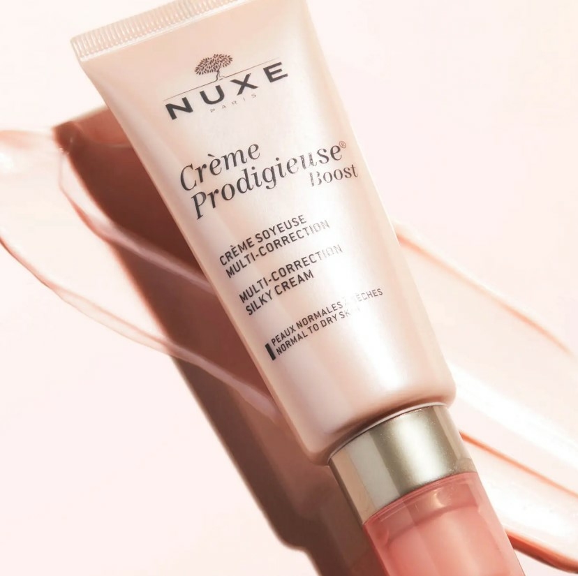 nuxe-creme-prodigieuse-boost-creme-soyeuse-multi-correction-tube-40-ml-peaux-normales-seches-produit-description-prix-avis-pharmacie-en-ligne-luxembourg-pharmaglobe.lu
