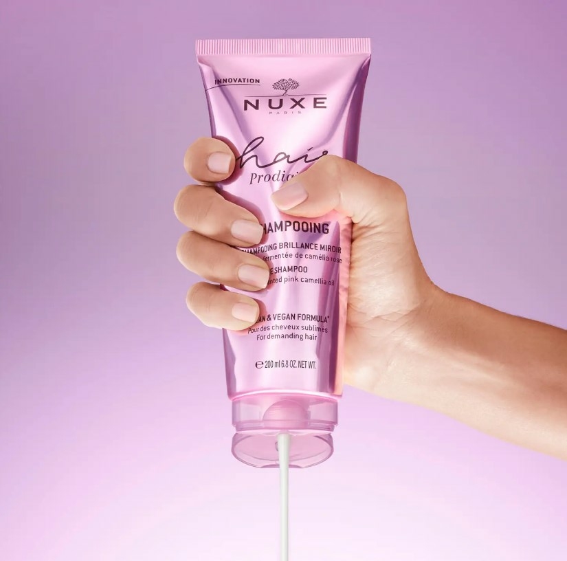 nuxe-hair-prodigieux-shampooing-brillance-miroir-tube-200-ml-cheveux-sublimes-camelia-rose-produit-description-prix-avis-beaute-pharmacie-en-ligne-luxembourg-pharmaglobe.lu