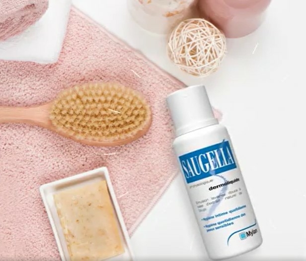 saugella-dermoliquide-ph-3.5-flacon-500-ml-lavant-hygiene-intime-guotidienne-femmes-en-age-de-procreer-produit-description-pharmacie-en-ligne-luxembourg-pharmaglobe.lu