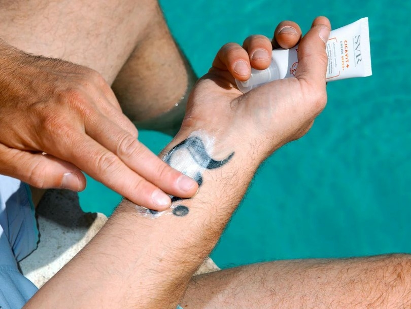 svr-cicavit-creme-spf-50-tube-40ml-apaisant-intense-reparateur-protecteur-marques-produit-promo-vente-prix-web-avis-pharmacie-en-ligne-luxembourg-pharmaglobe.lu