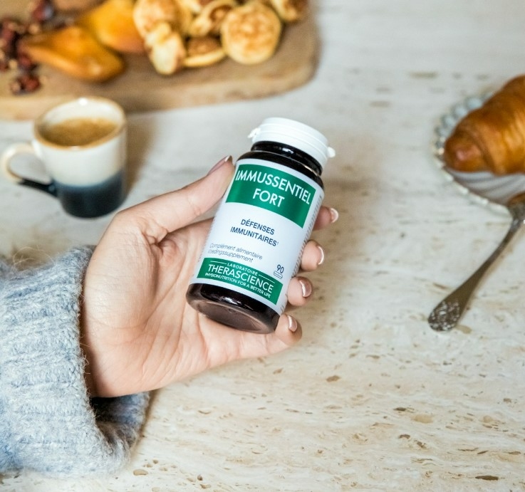 therascience-immussentiel-fort-boite-90-comprimes-defenses-immunitaires-produit-description-prix-avis-pharmacie-en-ligne-luxembourg-pharmaglobe.lu