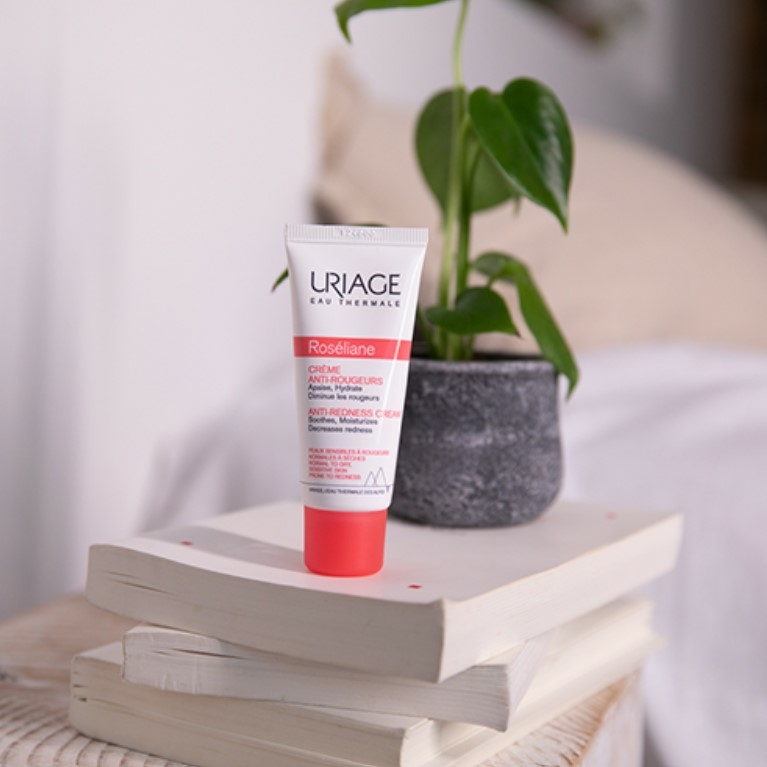 uriage-roseliane-creme-anti-rougeurs-tube-40-ml-peaux-sensibles-apaise-hydrate-prix-produit-description-pharmacie-en-ligne-luxembourg-pharmaglobe.lu
