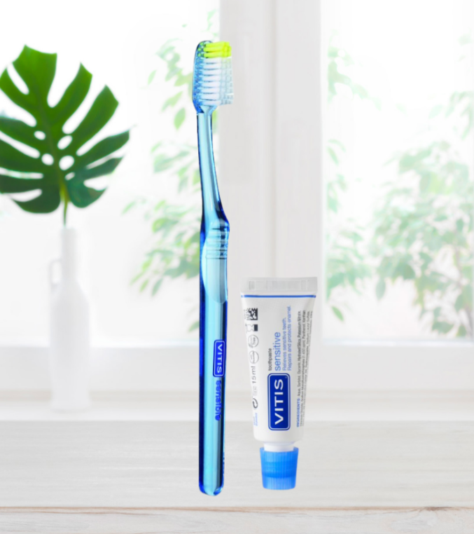 vitis-sensitive-brosse-dents-dentifrice-tube-15-ml-dents-sensibles-produit-promo-vente-prix-web-avis-pharmacie-en-ligne-luxembourg-pharmaglobe.lu