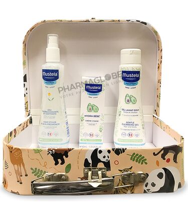 MUSTELA-VALISETTE-BABY-SHOWER-KIT-JUNGLE-coffret-cadeau-bebe-eau-rafraichissante-coiffante-hydra-bebe-creme-visage-gel-lavant-doux-corps-et-cheveux-contenu-pharmaglobe.lu